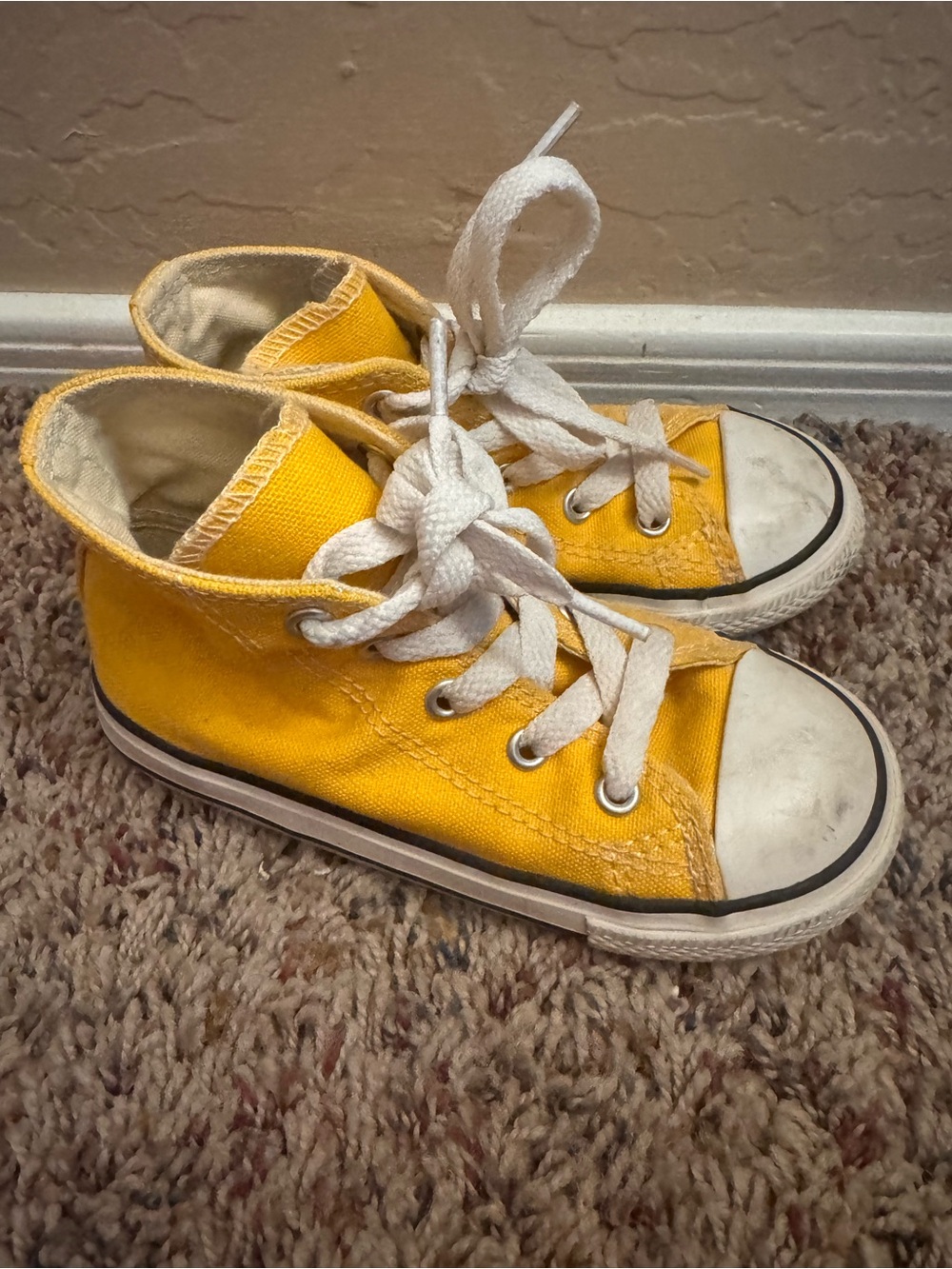 Converse Toddler High-Top Sneakers in Yellow